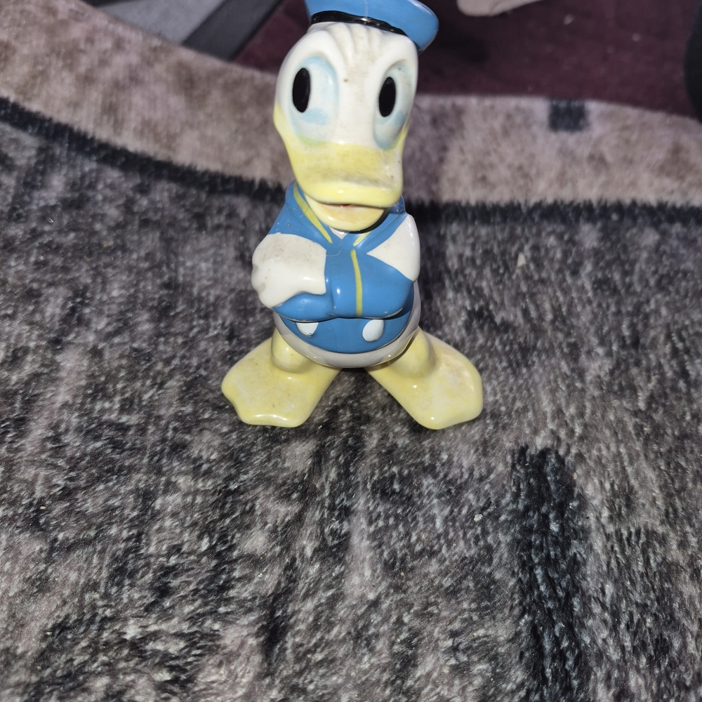 Vintage/Rare 1968 Donald Duck Figureen